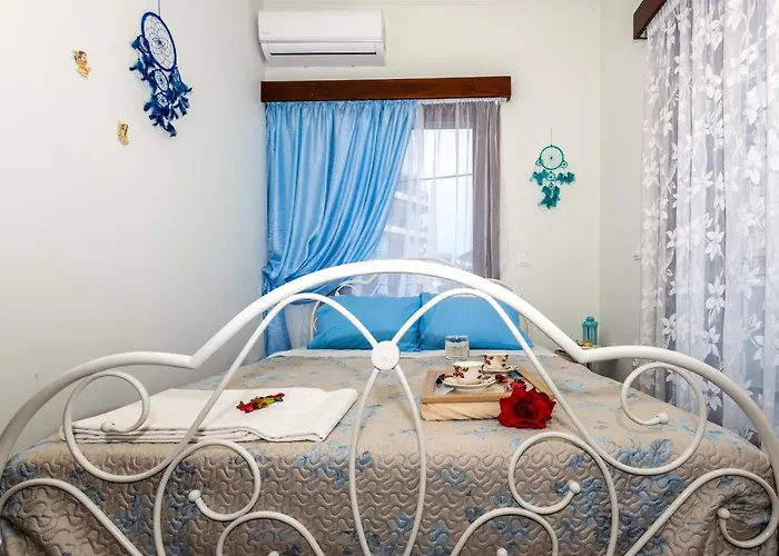 Stratos Seaside Corner * Rethymno