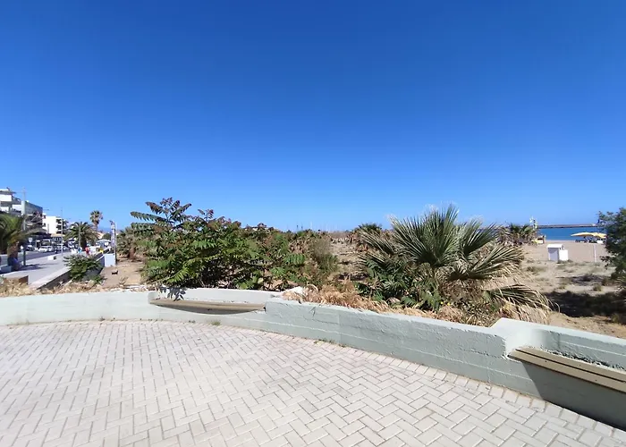 Appartamento Stratos Seaside Corner *