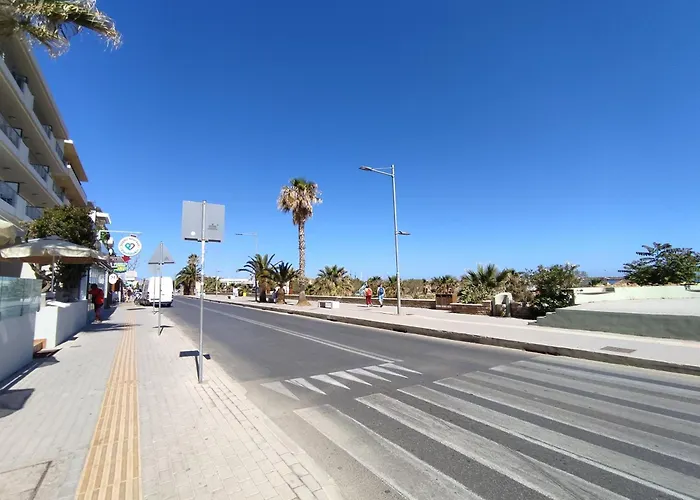 Stratos Seaside Corner