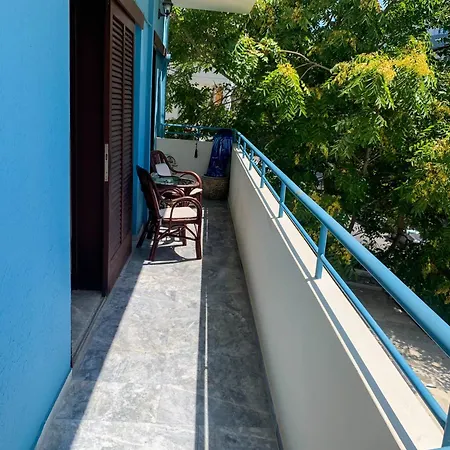 Stratos Seaside Corner * 罗希姆诺