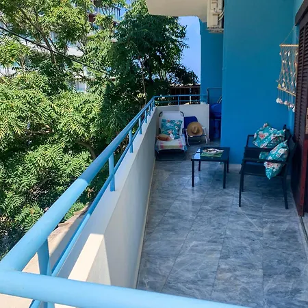 Διαμέρισμα Stratos Seaside Corner