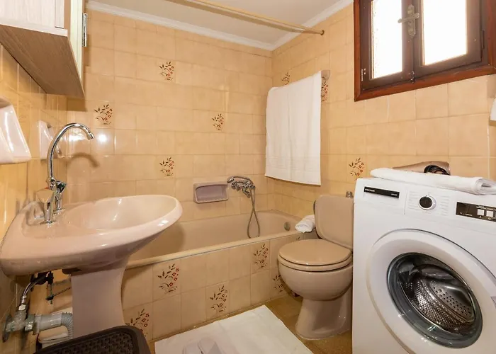 Stratos Seaside Corner * Rétino