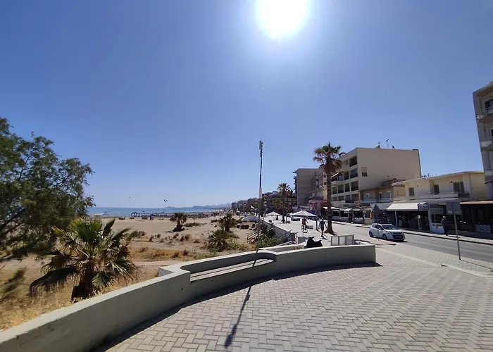 Stratos Seaside Corner